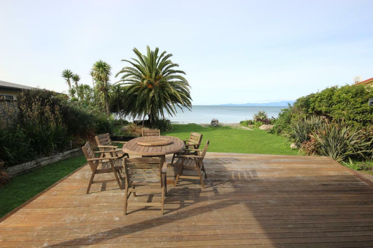 Bob - Bach On The Beach Pakawau Exterior photo